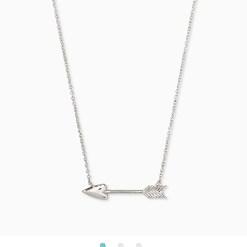 Kendra Scott necklace and earrings